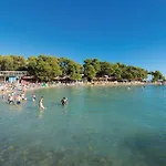Apartman 1 Bedroom Awesome In Pakostane