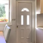 1 Bedroom Awesome In דירה פאקוסטאן
